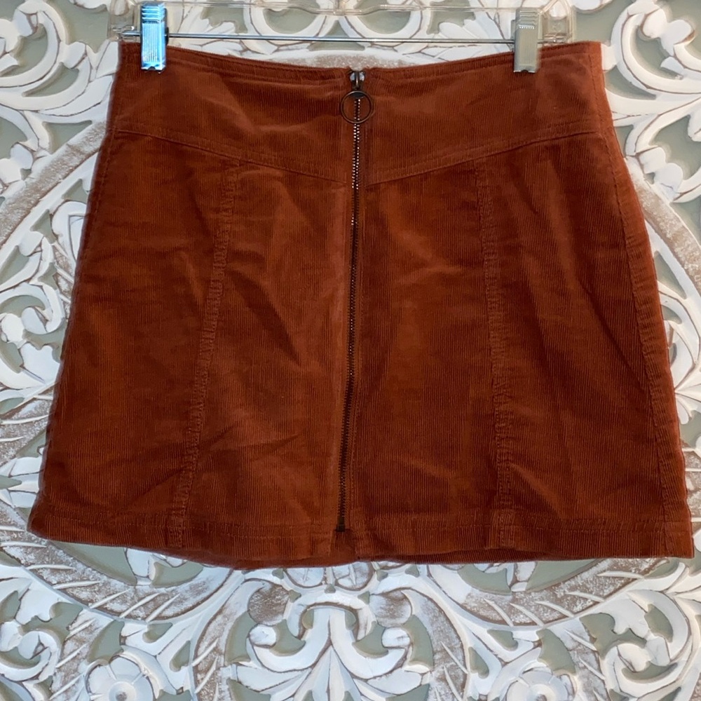 Forever 21 Women’s Above the Knee Corduroy Skirt Front Full Zip Rust sz 26 GUC